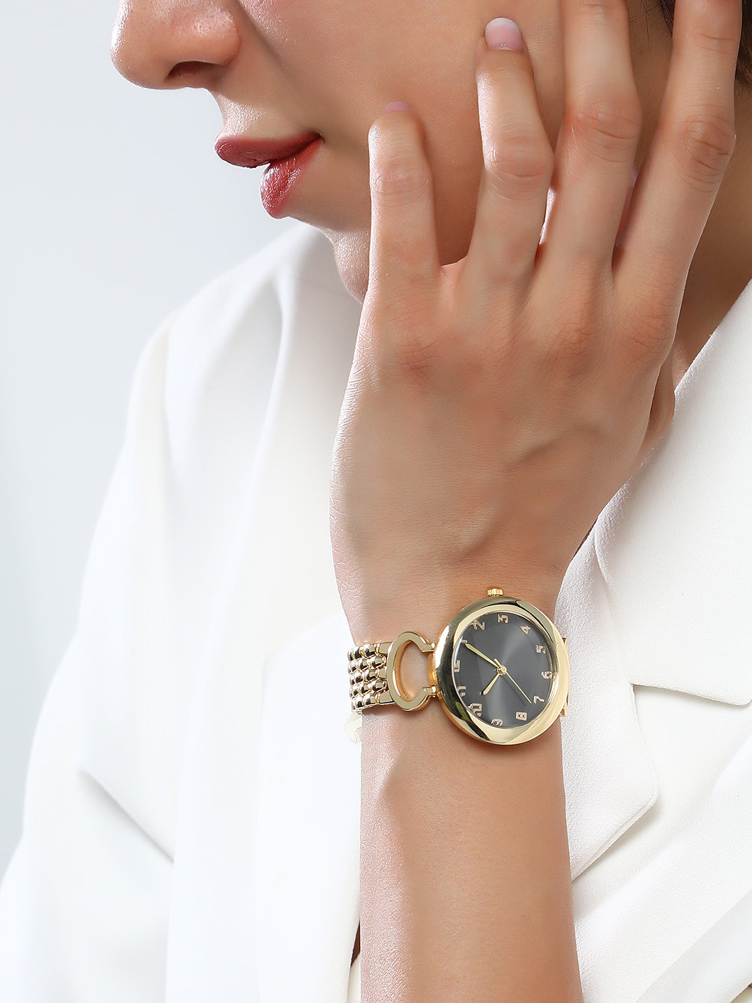 The Byzantine Round Watch