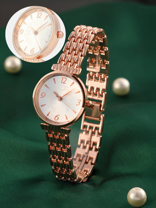 The Noe  Round Watch