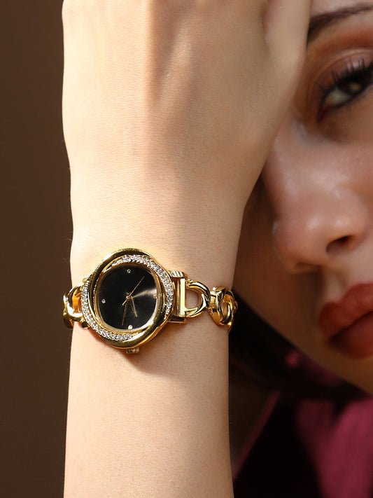 The Luraith-Gem Round Watch - California Gold