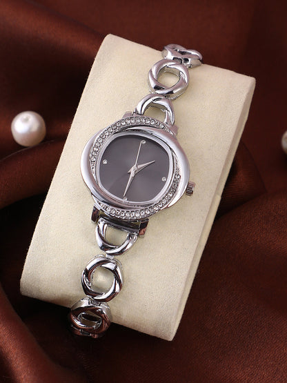 The Luraith-Gem Round Watch - Metallic Silver