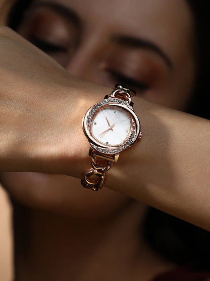 The Luraith-Gem Round Watch - Champayne Gold