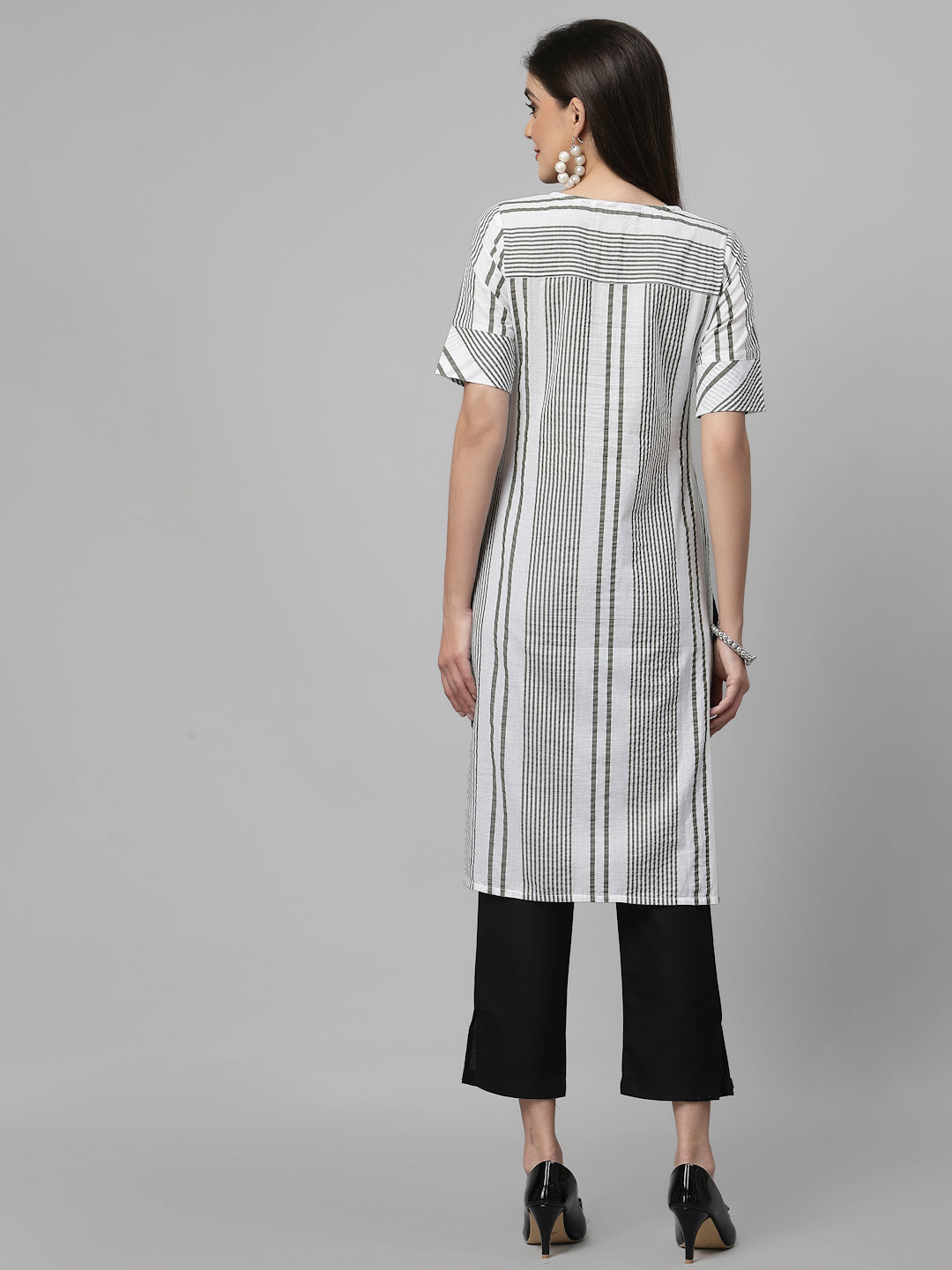 Women White & Olive Striped Cotton Knee Length Kurta