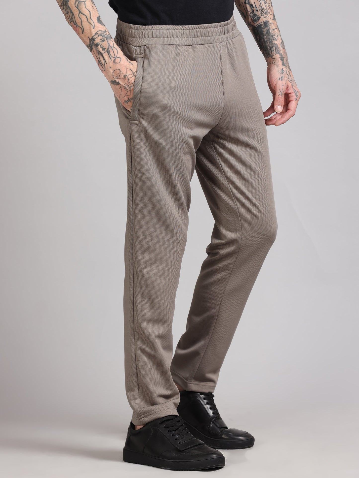 Men Regular Fit Mid-Rise Beige Track Pant