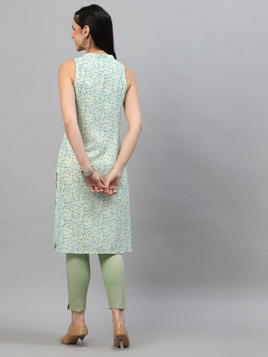 Women Multicolor Viscose Sleeveless Kurta