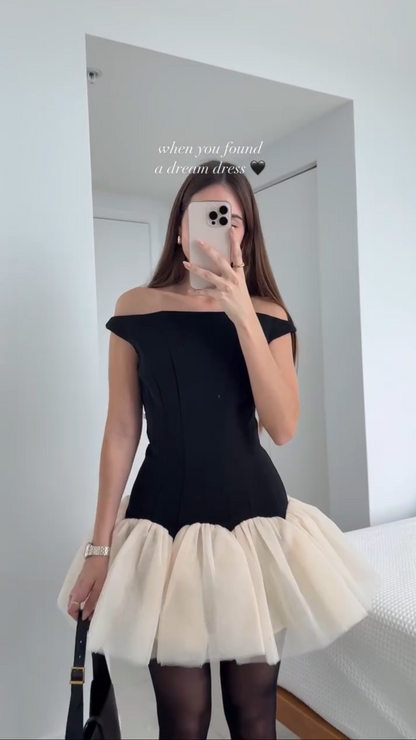 Scalloped Fit And Flare Dress De Novoo