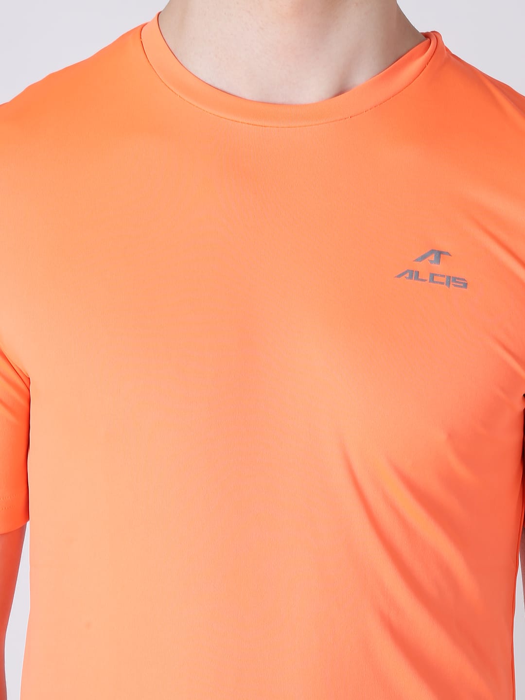 Alcis Men Orange Solid Round Neck T-shirt