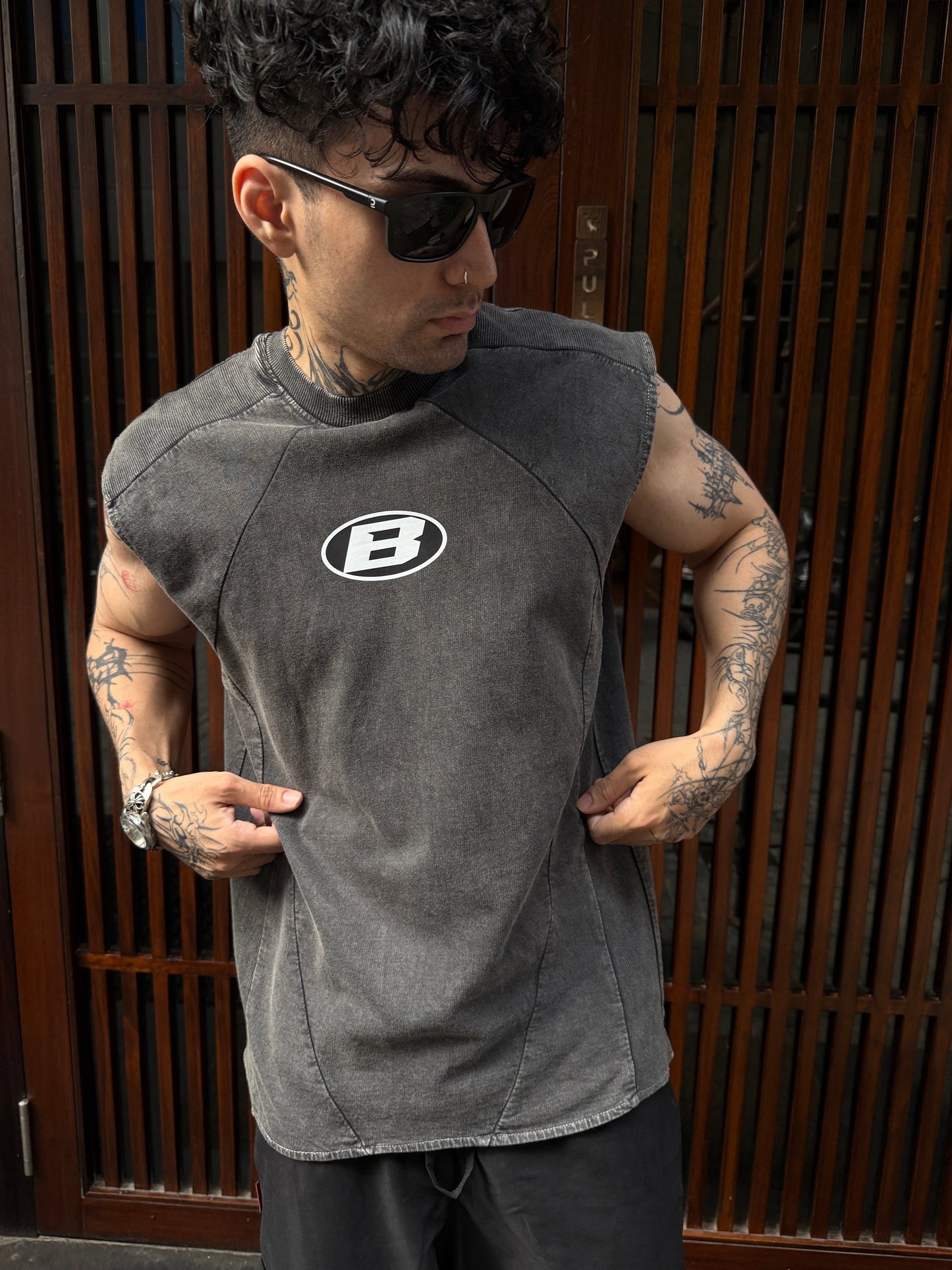 Stealth Arc Vest
