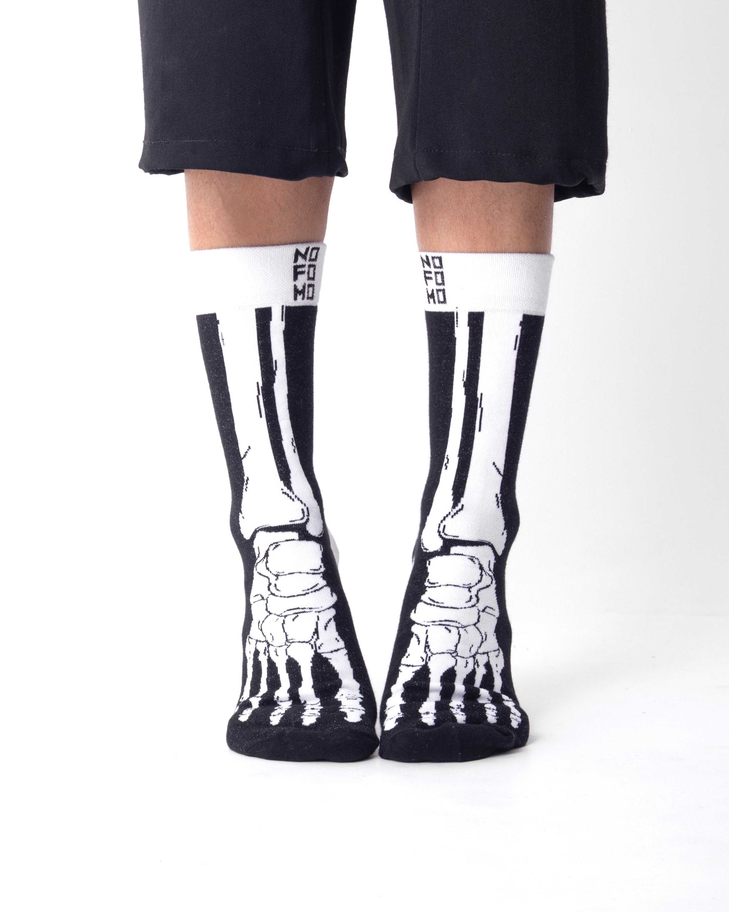 X-ray - Crew Length Socks NOFOMO