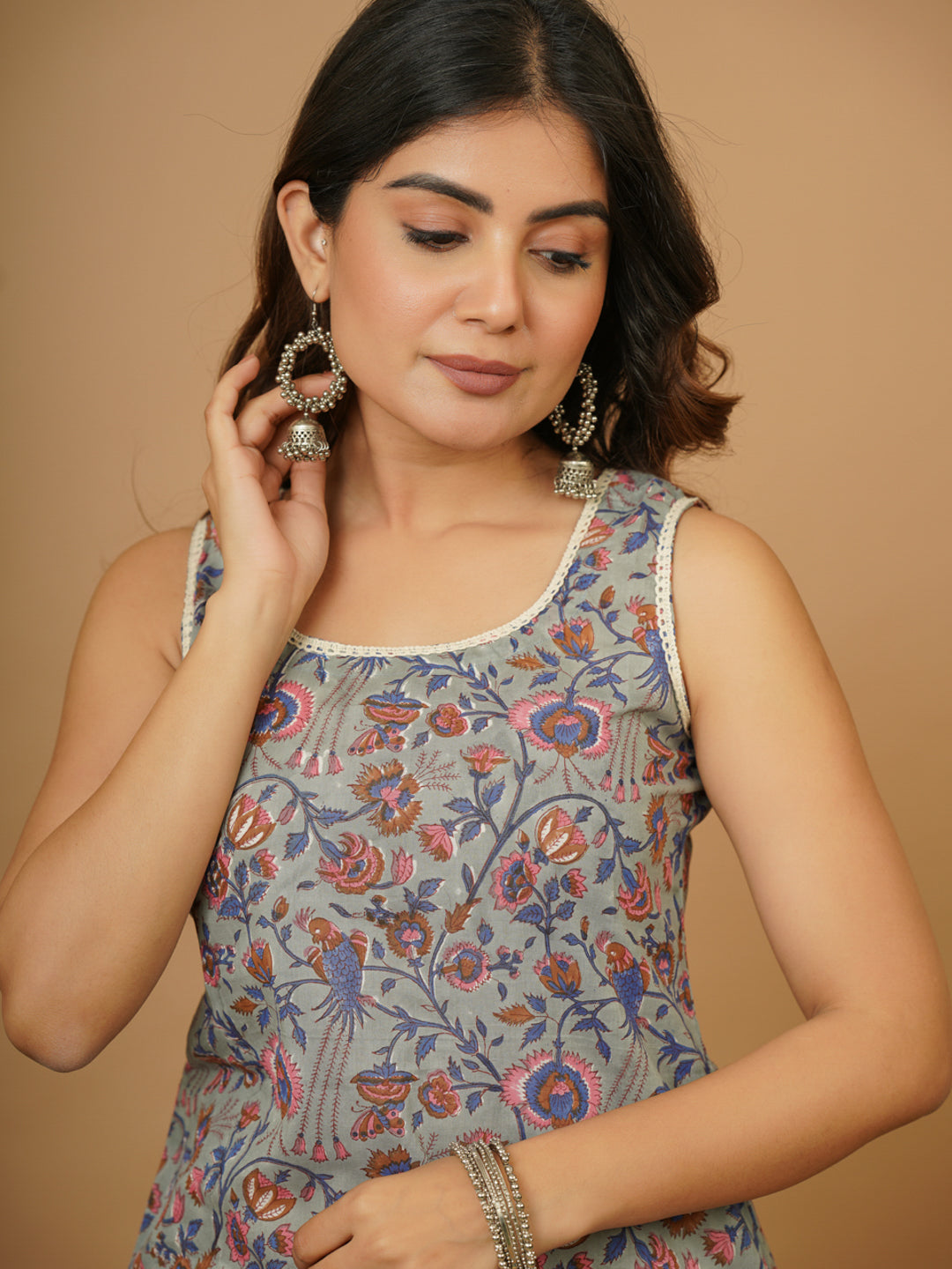 Grey Floral Jaal B.P. Kurti