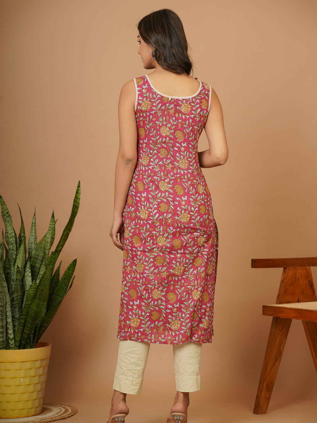 Red Floral Jaal B.P. Kurti