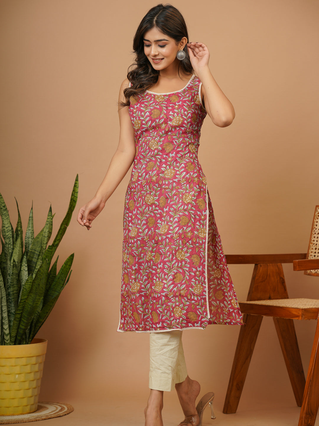 Red Floral Jaal B.P. Kurti