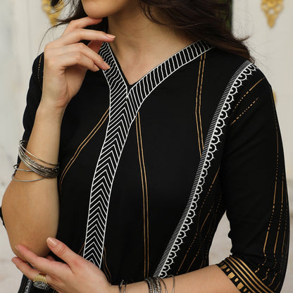 Geometric Print Kurta With Trousers Set
