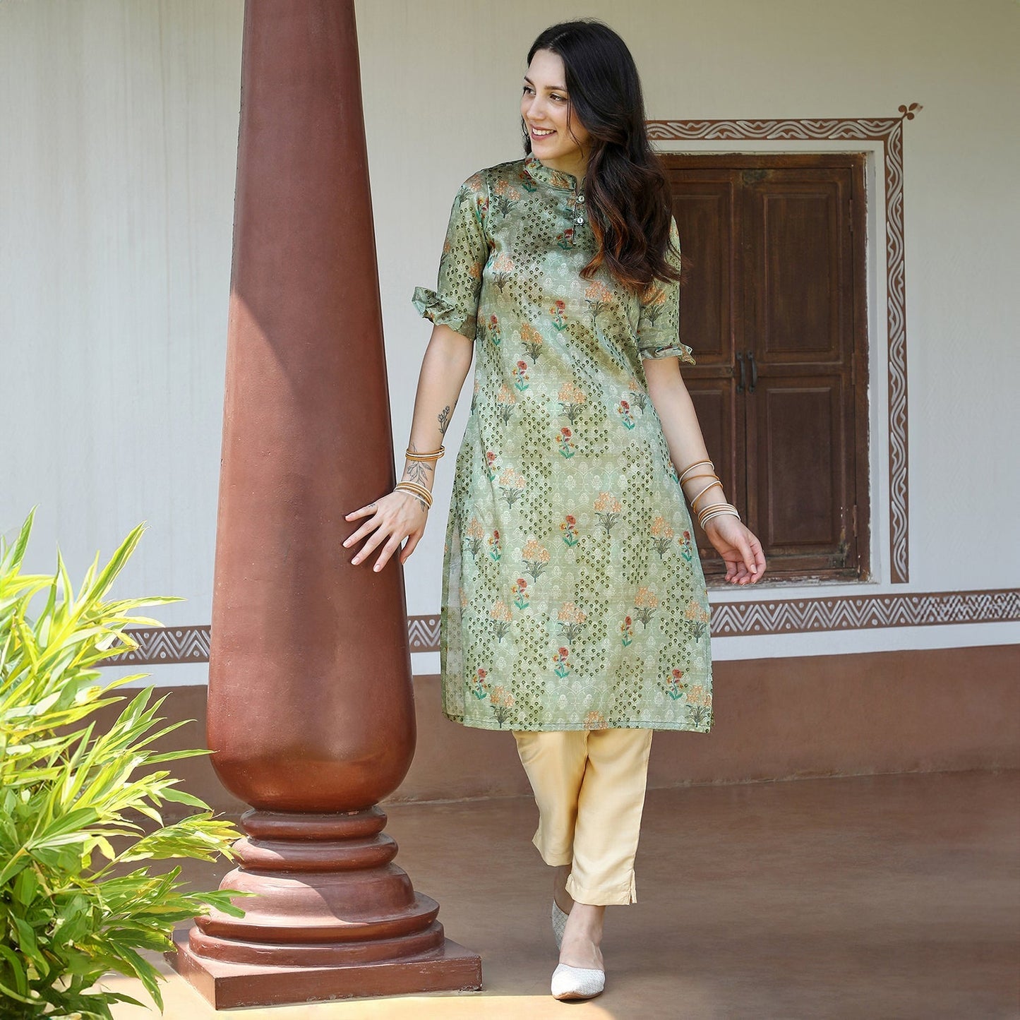 Flora Kurta With Flounce Cuff