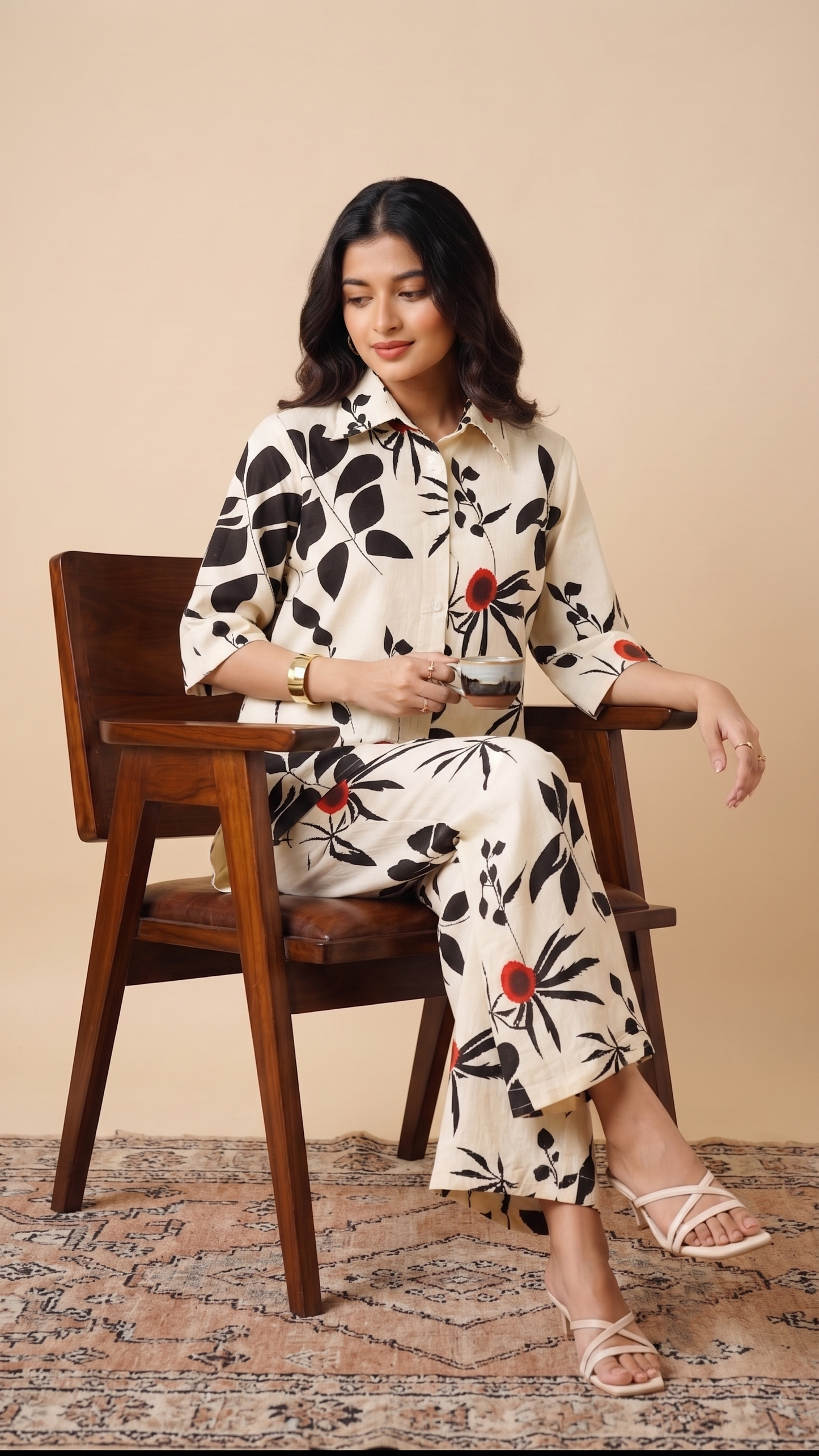 Floral Abstract Co-ord Set – Off-White & Black
