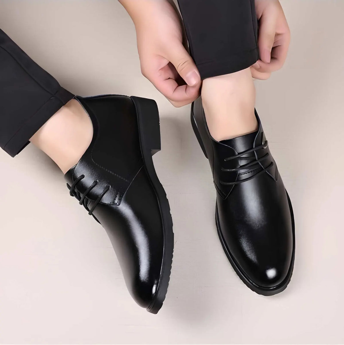 WUGO Latest Luxury Men Formal Shoes Office Shoes Outdoor Shoes Business Shoes For Men's & Boys