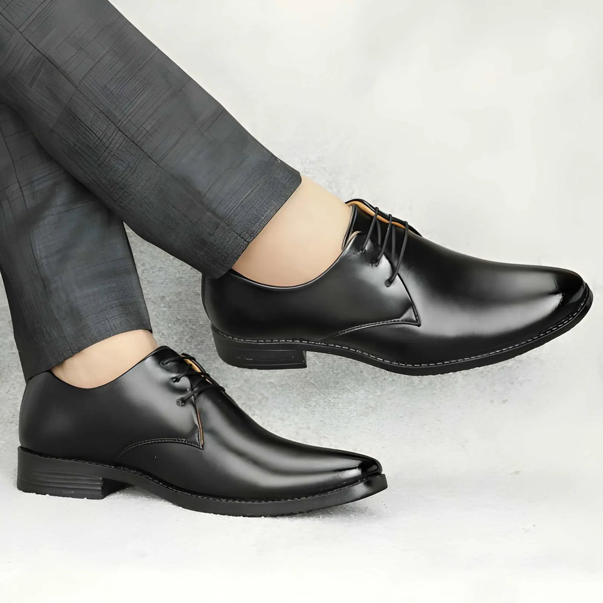 WUGO Latest Luxury Men Formal Shoes Office Shoes Outdoor Shoes Business Shoes For Men's & Boys