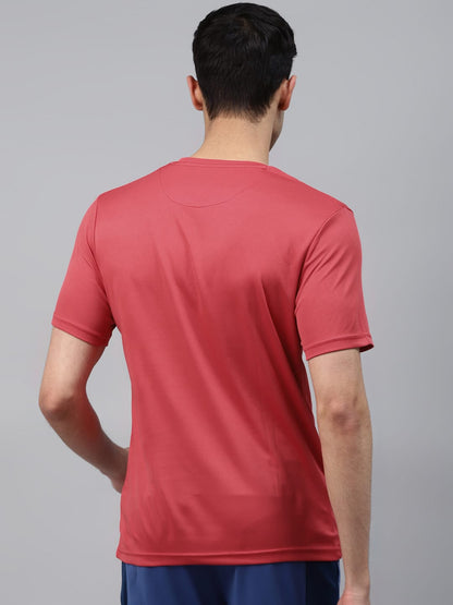Alcis Men Solid Red Crew