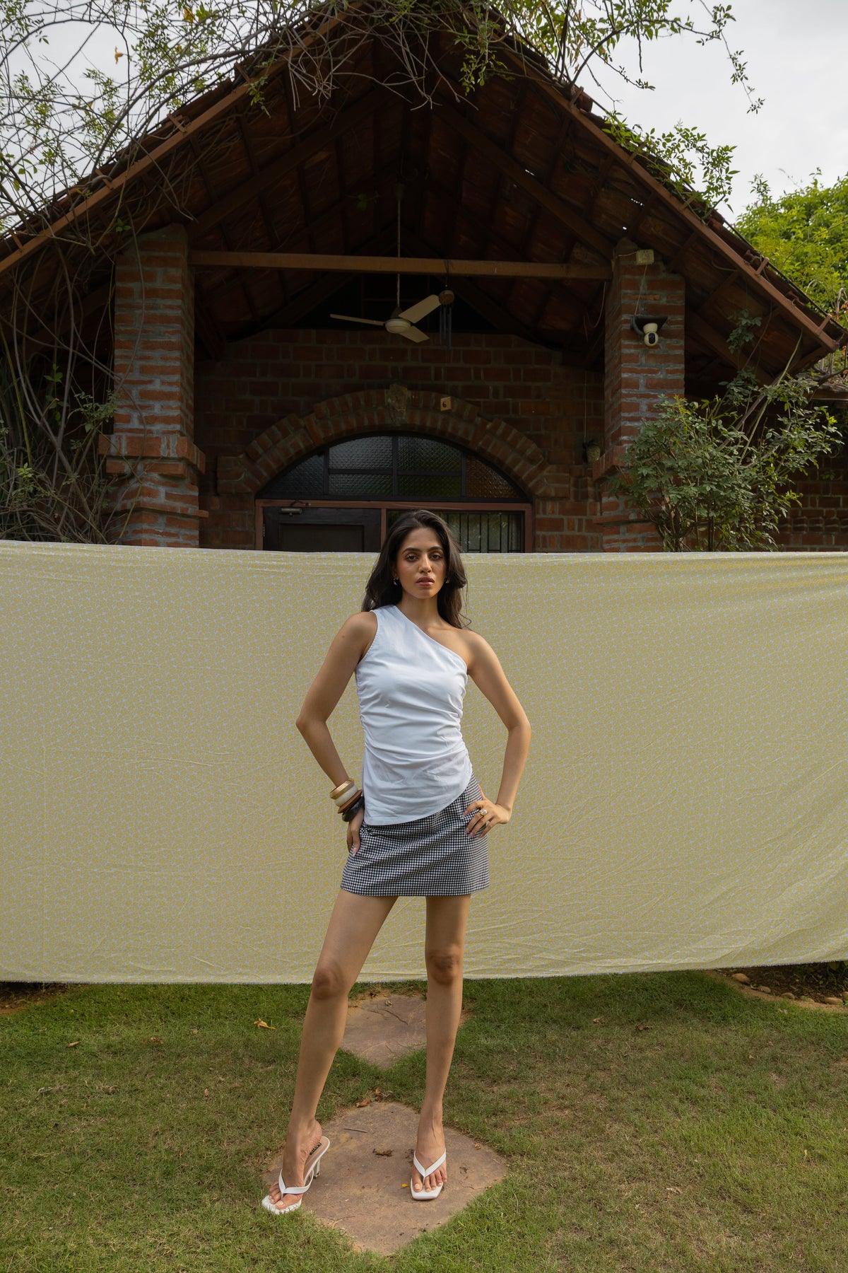 The muse top - One Shoulder Stretch Top