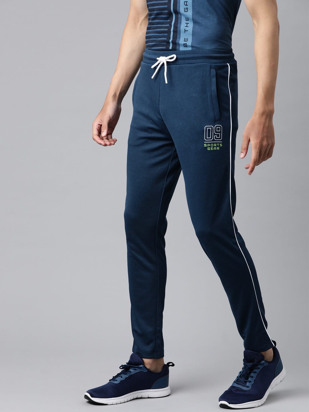 Alcis Men Solid Teal Blue Track Pant