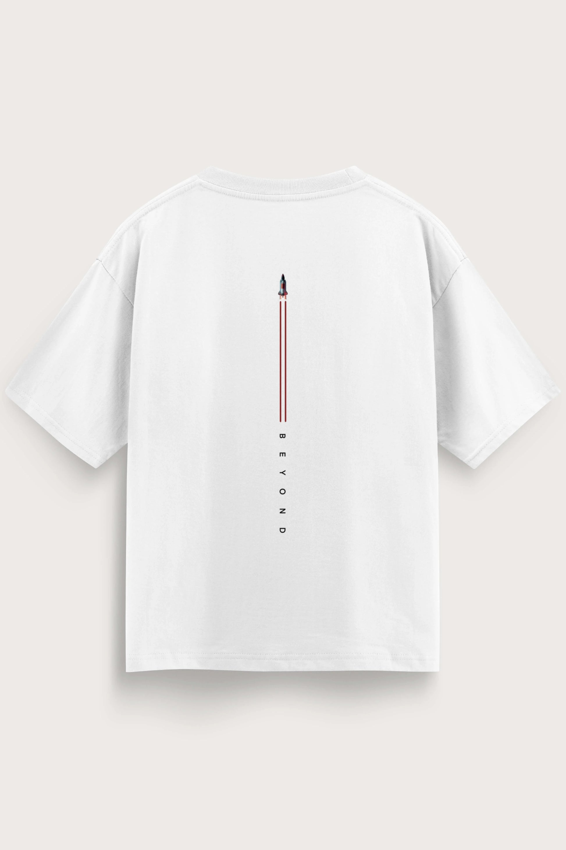 Men-oversized-white-tshirt-beyond-back