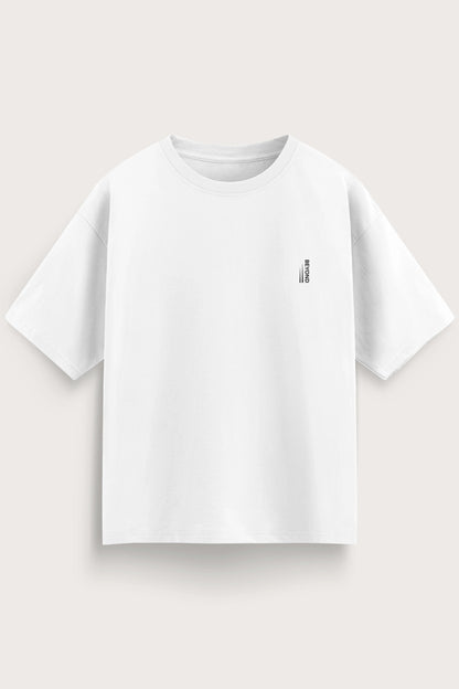 Men-oversized-white-tshirt-beyond-front