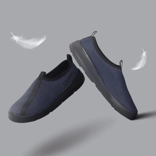 Men’s EZPlay Navy Blue Slip-On Sneakers Plaeto