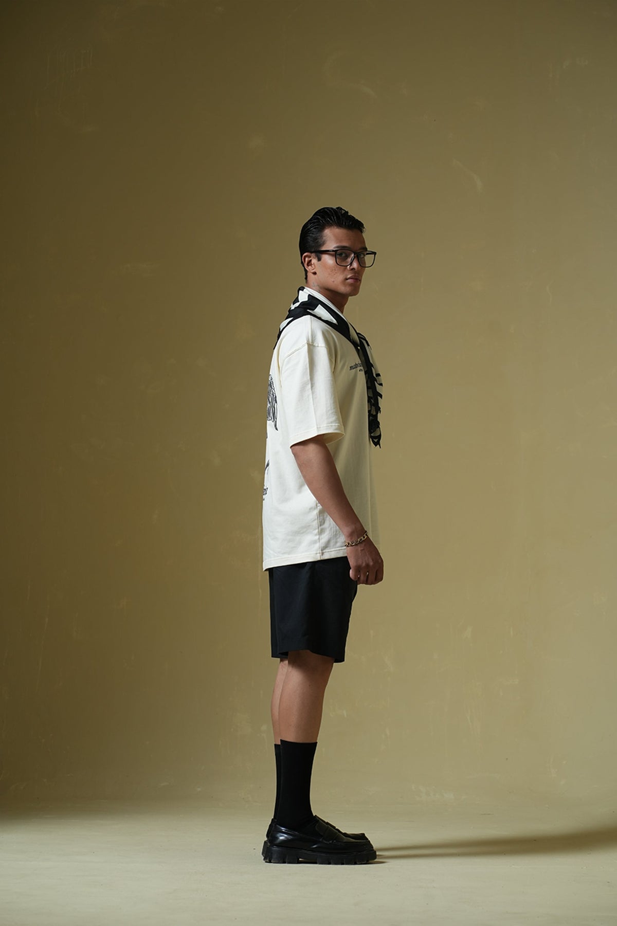Metanoia Printed Cream Oversized T-Shirt Main Character