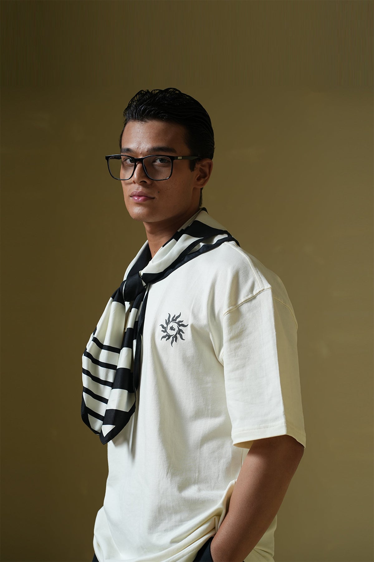 Metanoia Printed Cream Oversized T-Shirt Main Character
