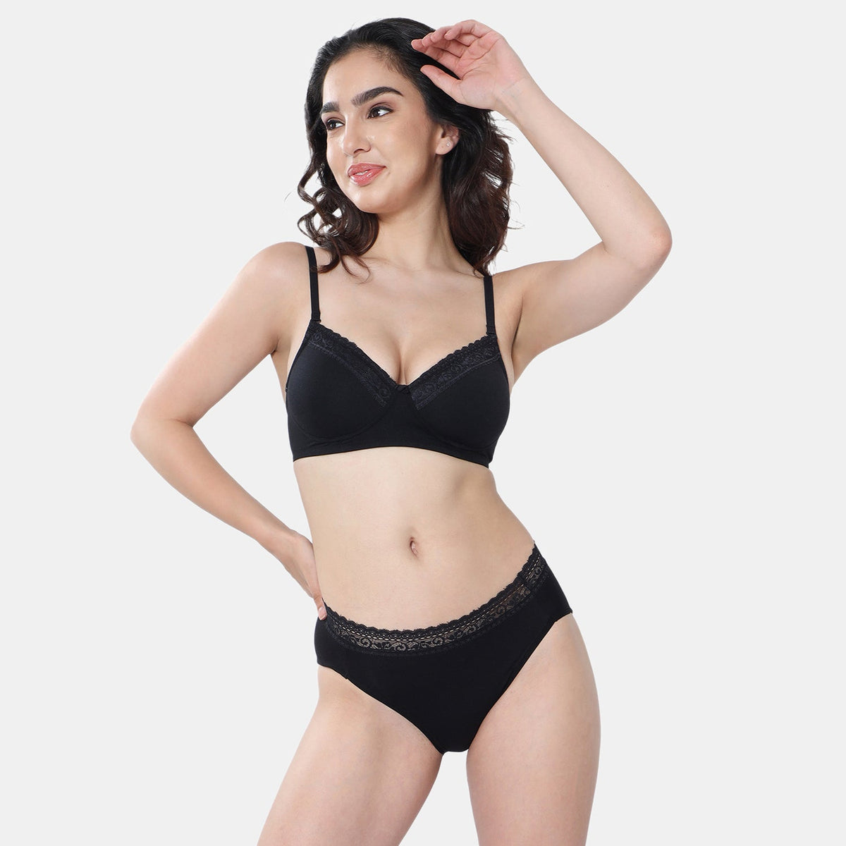 Envie Padded Non-Wired 3/4th Coverage T-Shirt Lace Bra