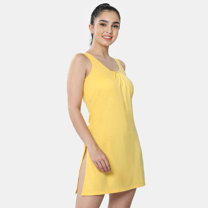 Envie Relaxed Fit Scoop Neck Broad Shoulder Kurta Slip