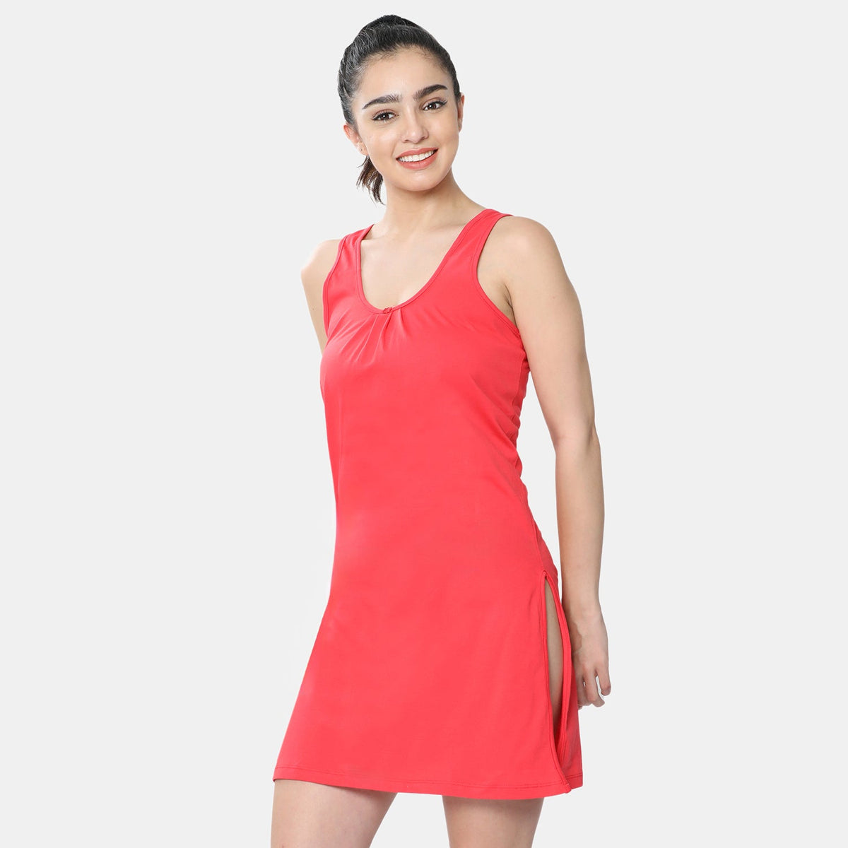 Envie Relaxed Fit Scoop Neck Broad Shoulder Kurta Slip