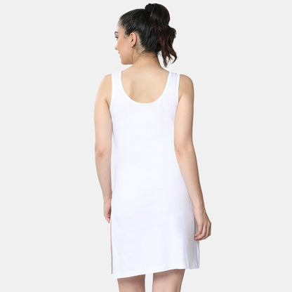 Envie Relaxed Fit Scoop Neck Broad Shoulder Kurta Slip
