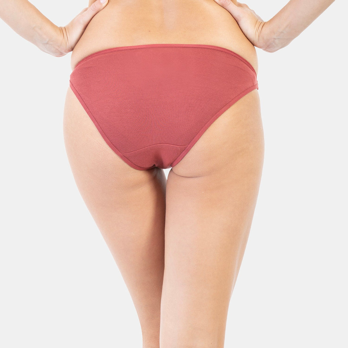 Envie Low Rise Half Coverage String Bikini