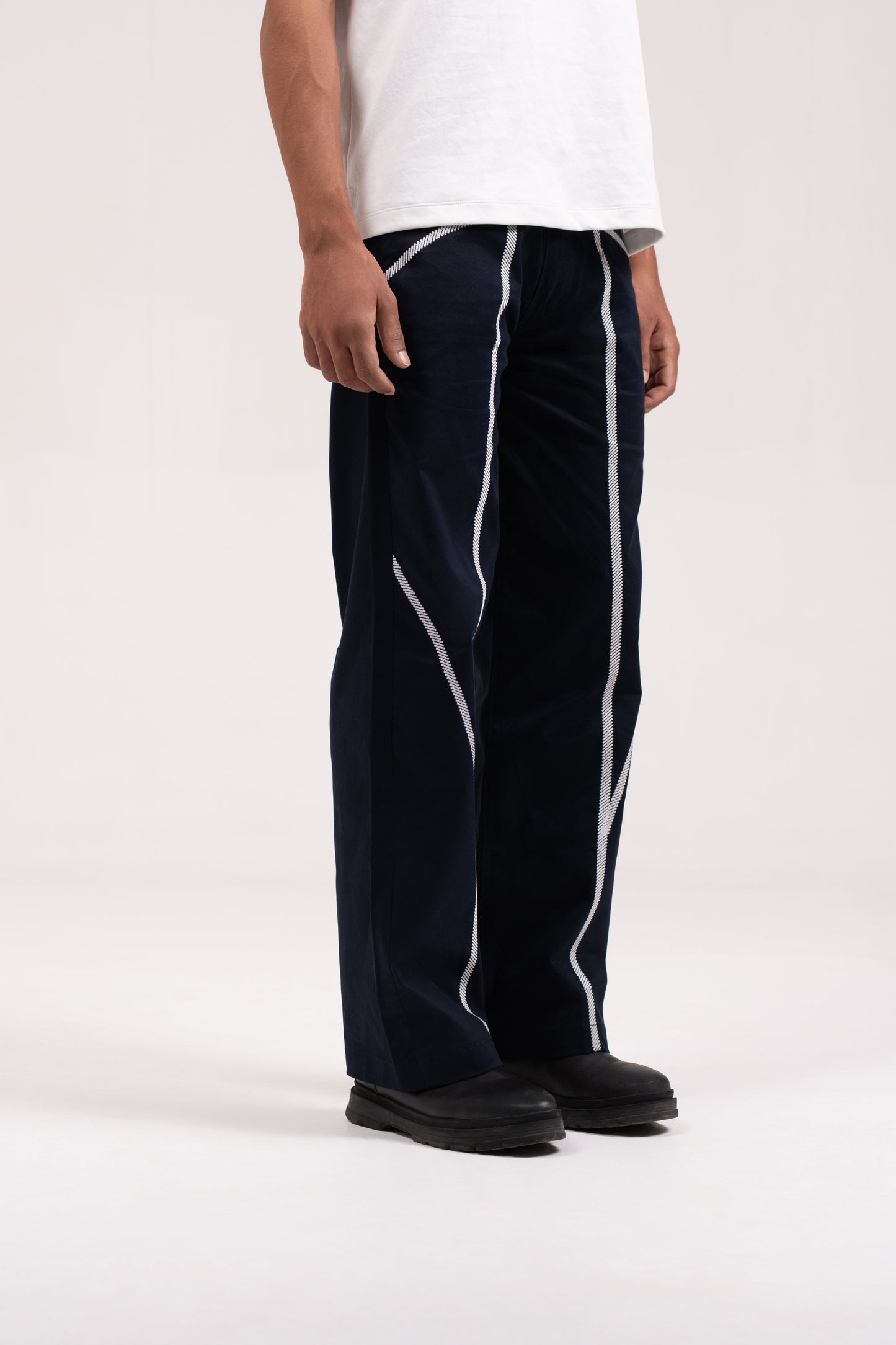Traced Coord Pants