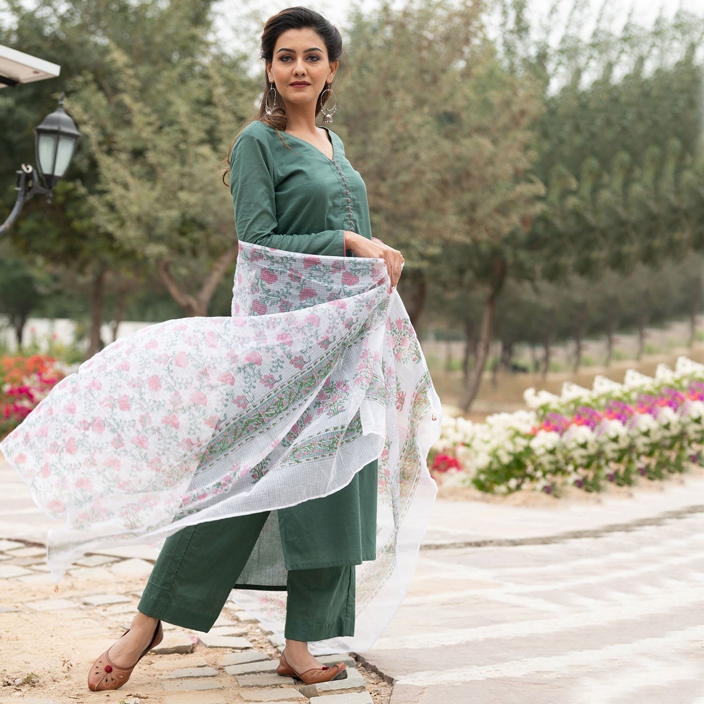 Green Doria Dupatta Suit Set
