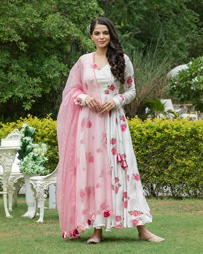 White Floral Aangrakha