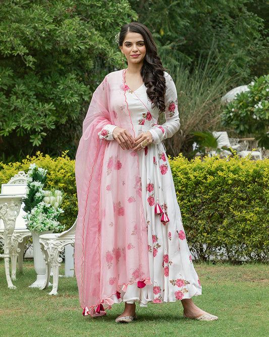 White Floral Aangrakha
