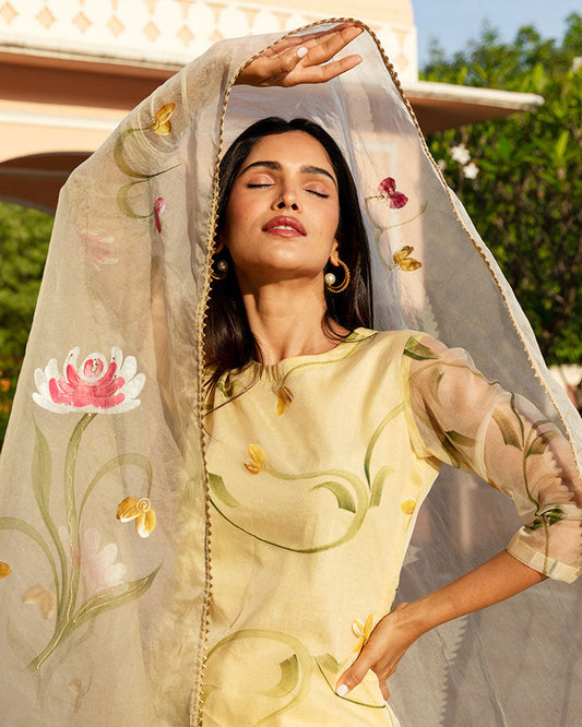 Daffodil Jaal Handpaint Suit