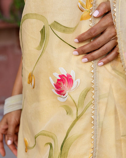 Daffodil Jaal Handpaint Suit