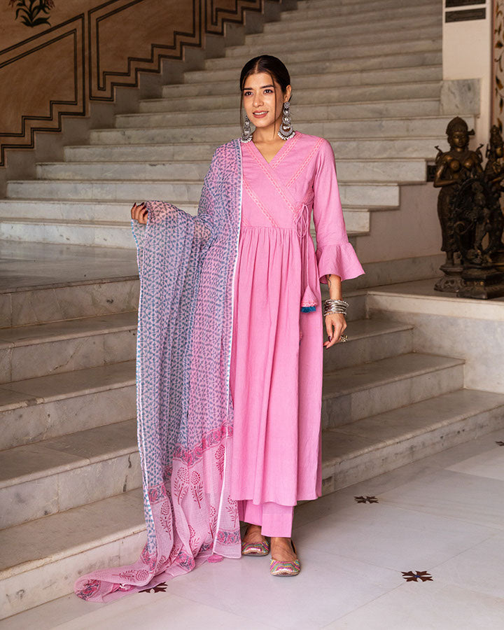 Gulabi Doriya Suit Set