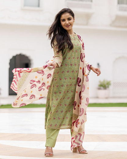 Kamya Suit Set