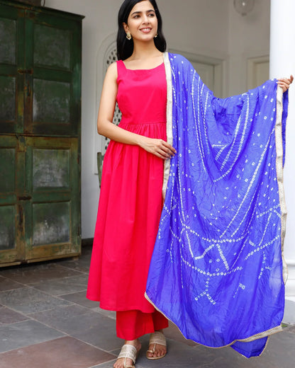 Pink Kurta With Blue Bandhani