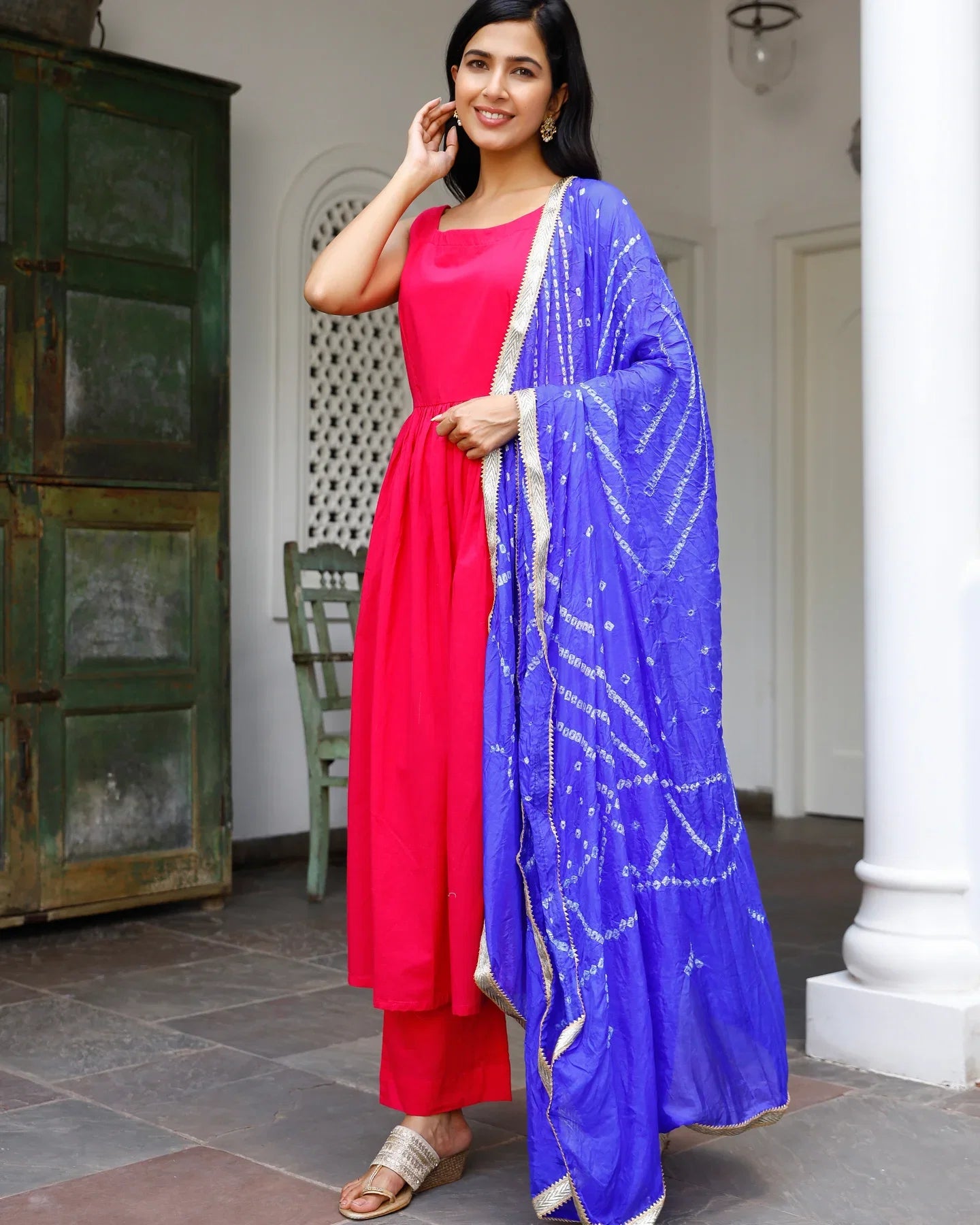 Pink Kurta With Blue Bandhani