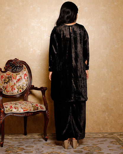 ARBIA VELVET KURTA SET