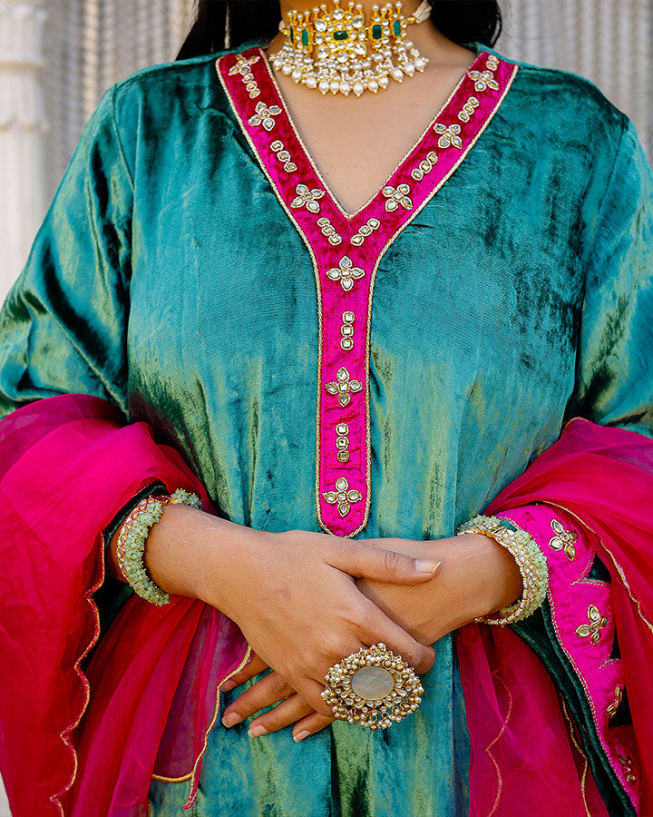 HANIYA GREEN SUIT SET