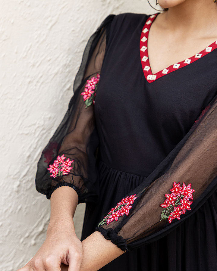 SCARLET MAXI DRESS