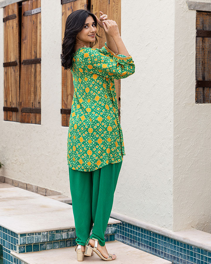 GREEN MUSLIN KURTA SET