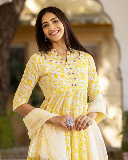 MRIDULA BLOCK SUIT SET