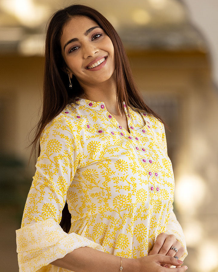 MRIDULA BLOCK SUIT SET