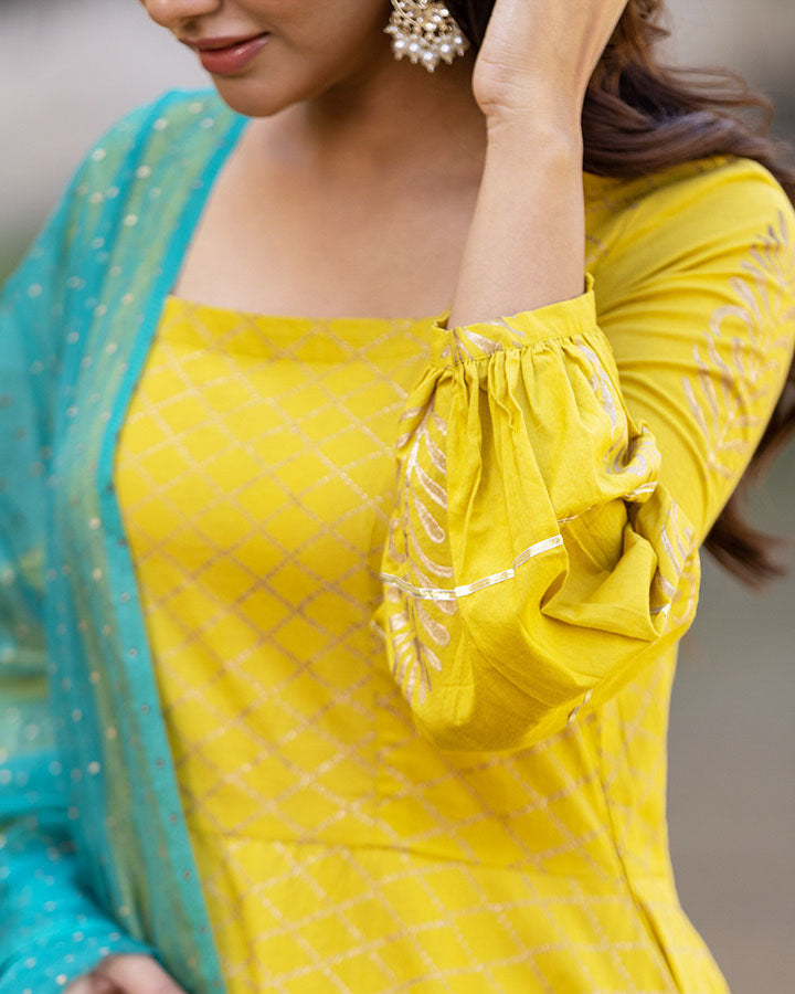 MUSTARD UMANG FOIL SUIT SET